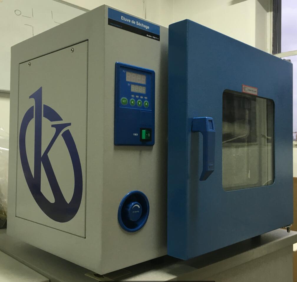 What are the main considerations when buying a laboratory centrifuge and how does it affect cost?