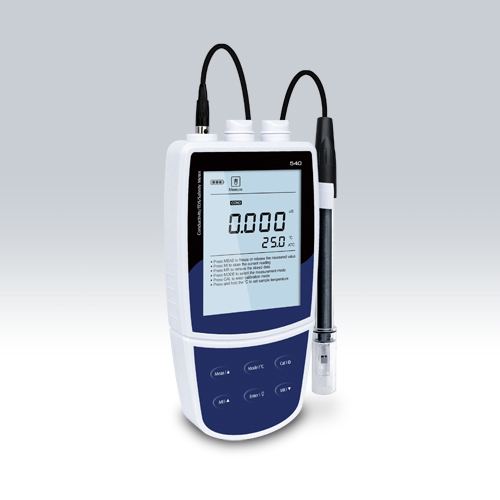 How do I use a conductivity meter?
