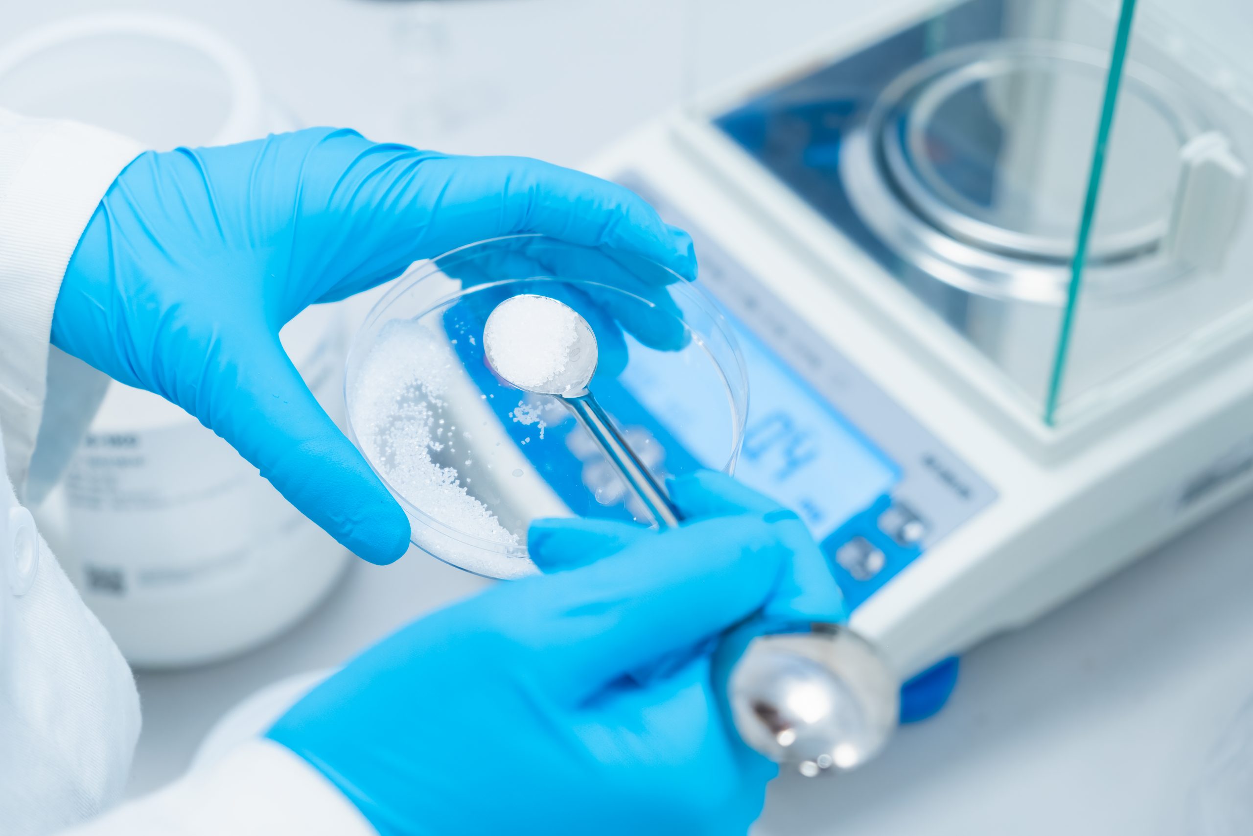 Do you know how an analytical balance works?