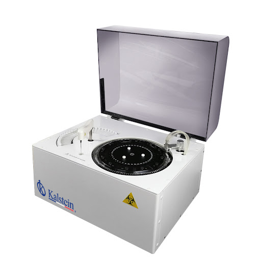 Are specific operating instructions needed for an automatic blood chemistry analyser for the laboratory?
